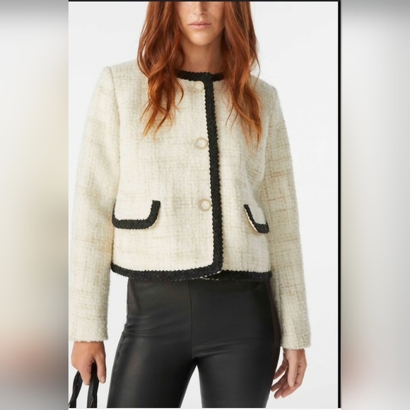 Dance & Marvel Elegant Ivory HEART Button-Up Blazer With Pockets - Picture 8 of 11